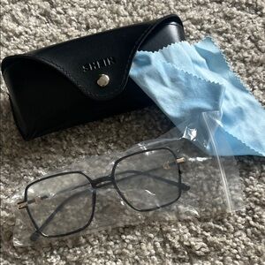 SHEIN Black Metal Geometric Frame Glasses with Gold Accents